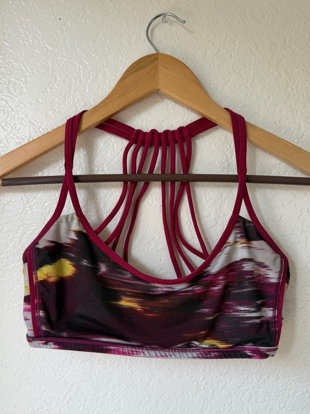 Lululemon Lighten Up Bra Pigment Wind Berry Rumble NO SIZE TAG